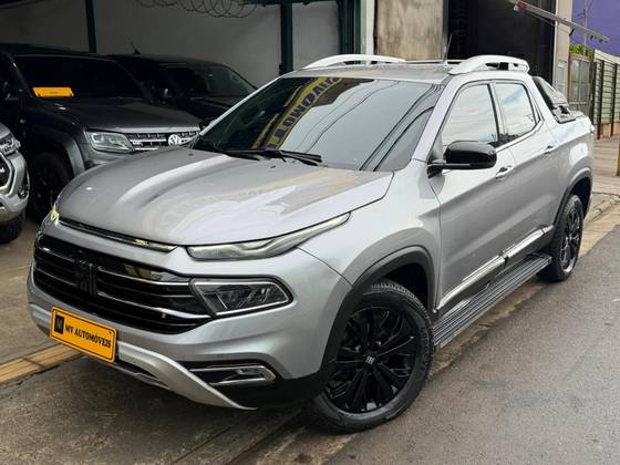 FIAT TORO 1.3 TURBO 270 FLEX VOLCANO AT6 FIAT TORO 1.3 TURBO 270 FLEX VOLCANO AT6